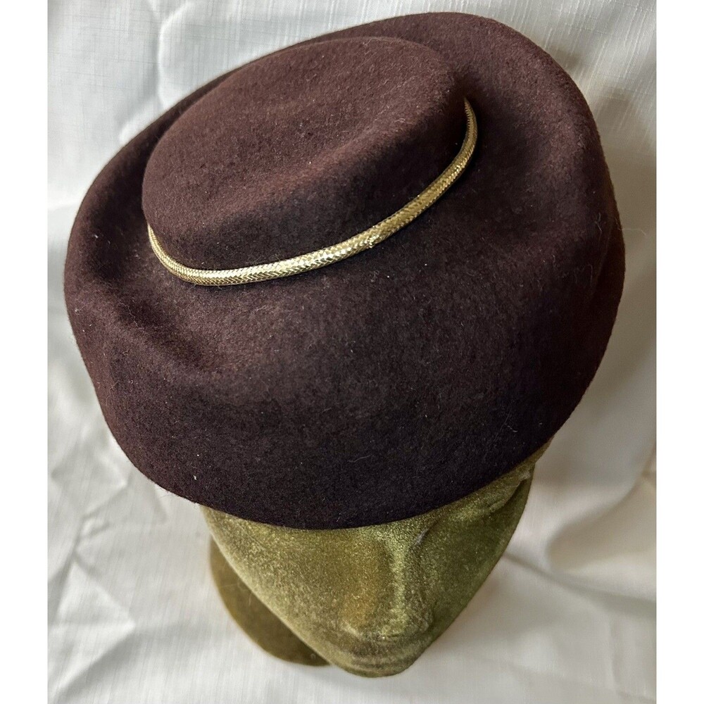 Milford Wool Cloche Hat 1950’s Gold Trim USA Vintage Imperial Brown